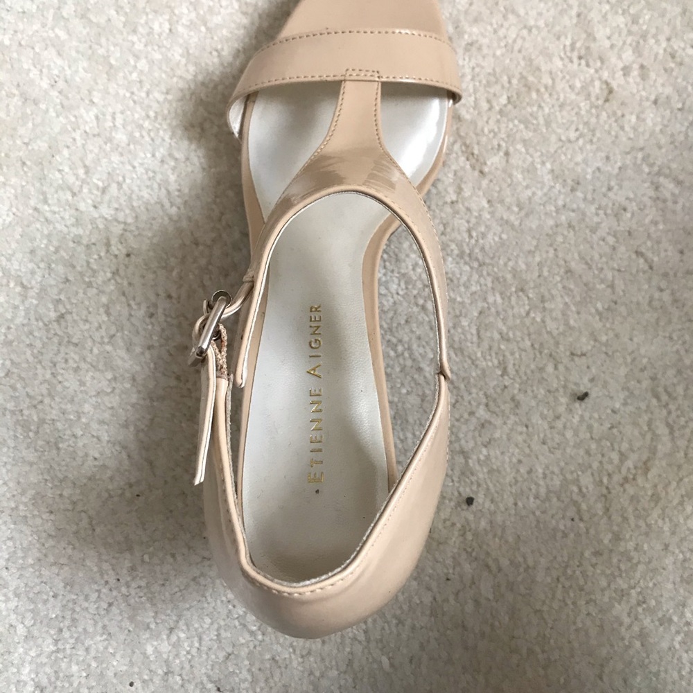 Patent nude heels - Picture 4 of 5